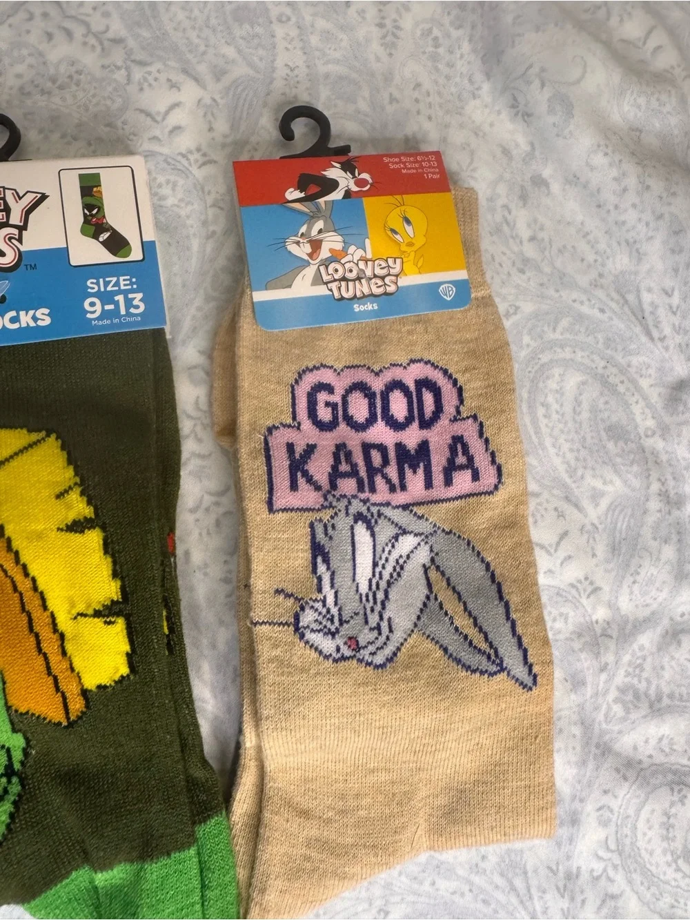 Warner Bros. Unisex Crew Socks Set - Tweety, Sylvester, Marvin the Martian, Bugs